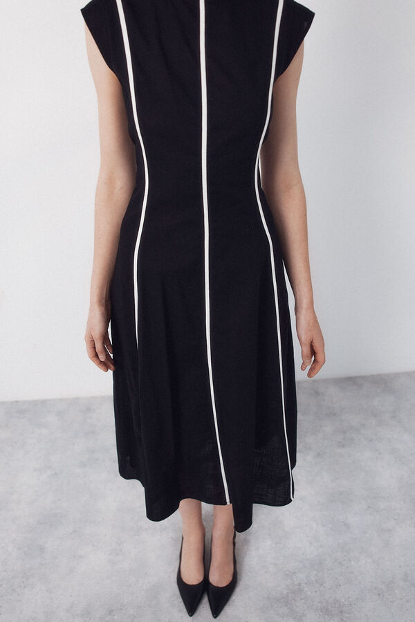 Cortefiel Vestido con contrastes Negro