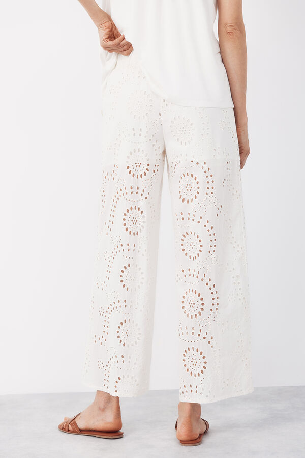 Cortefiel Pantal&oacute;n de mujer bordado Marfil