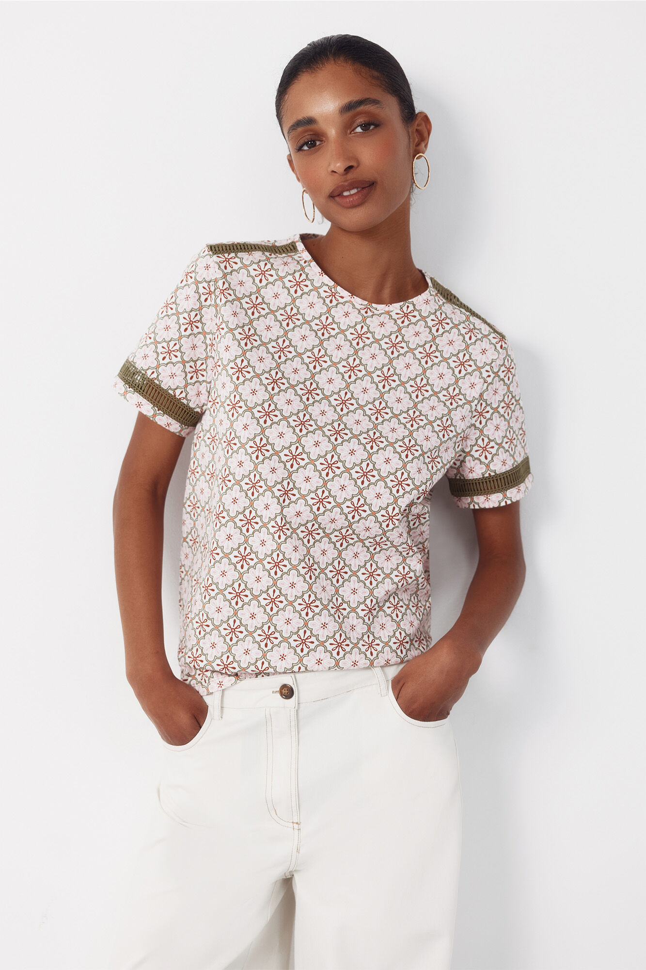 Cortefiel Playera con detalle de vainicas