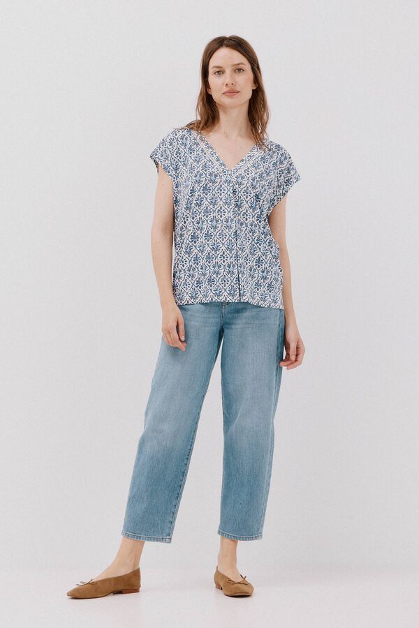 Cortefiel Playera pico con detalle puntilla Estampado azul