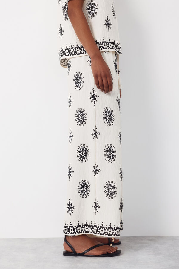 Cortefiel Pantal&oacute;n estampado Estampado blanco