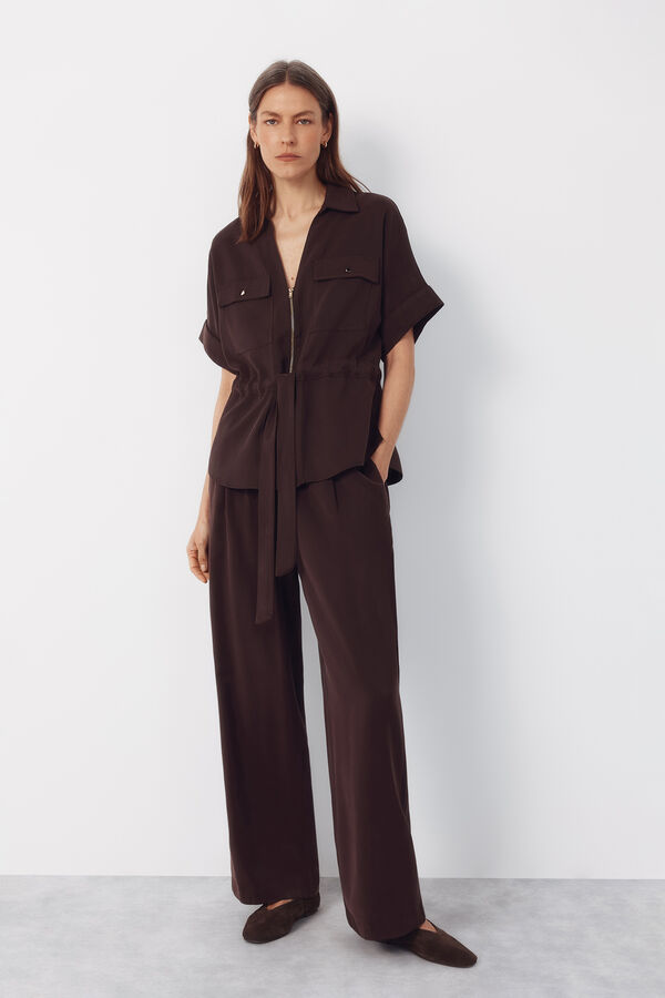Cortefiel Pantal&oacute;n de tencel con cintur&oacute;n Marr&oacute;n oscuro