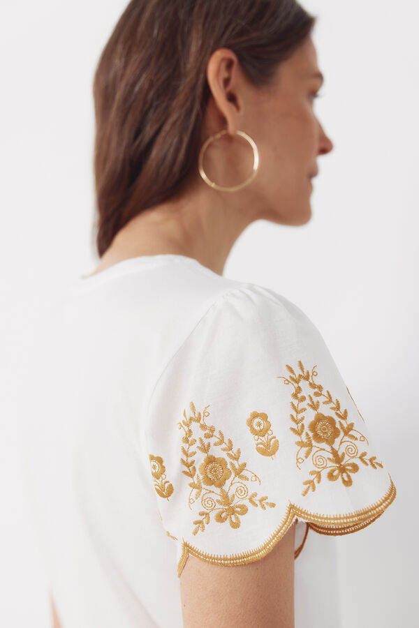 Cortefiel Playera bordada manga Blanco