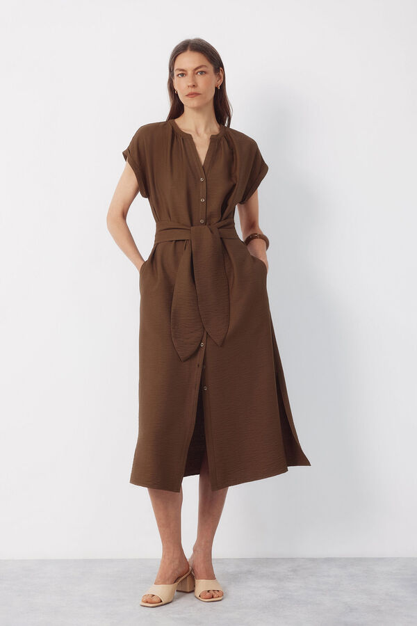 Cortefiel Vestido estampado con cintur&oacute;n Kaki