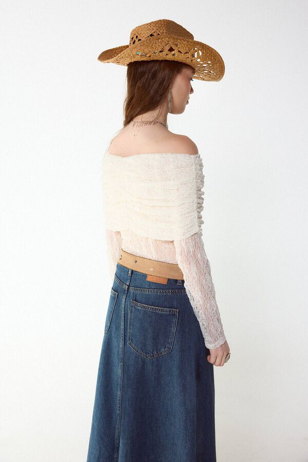 Slowlove Top lencero con hombros descubiertos Marfil