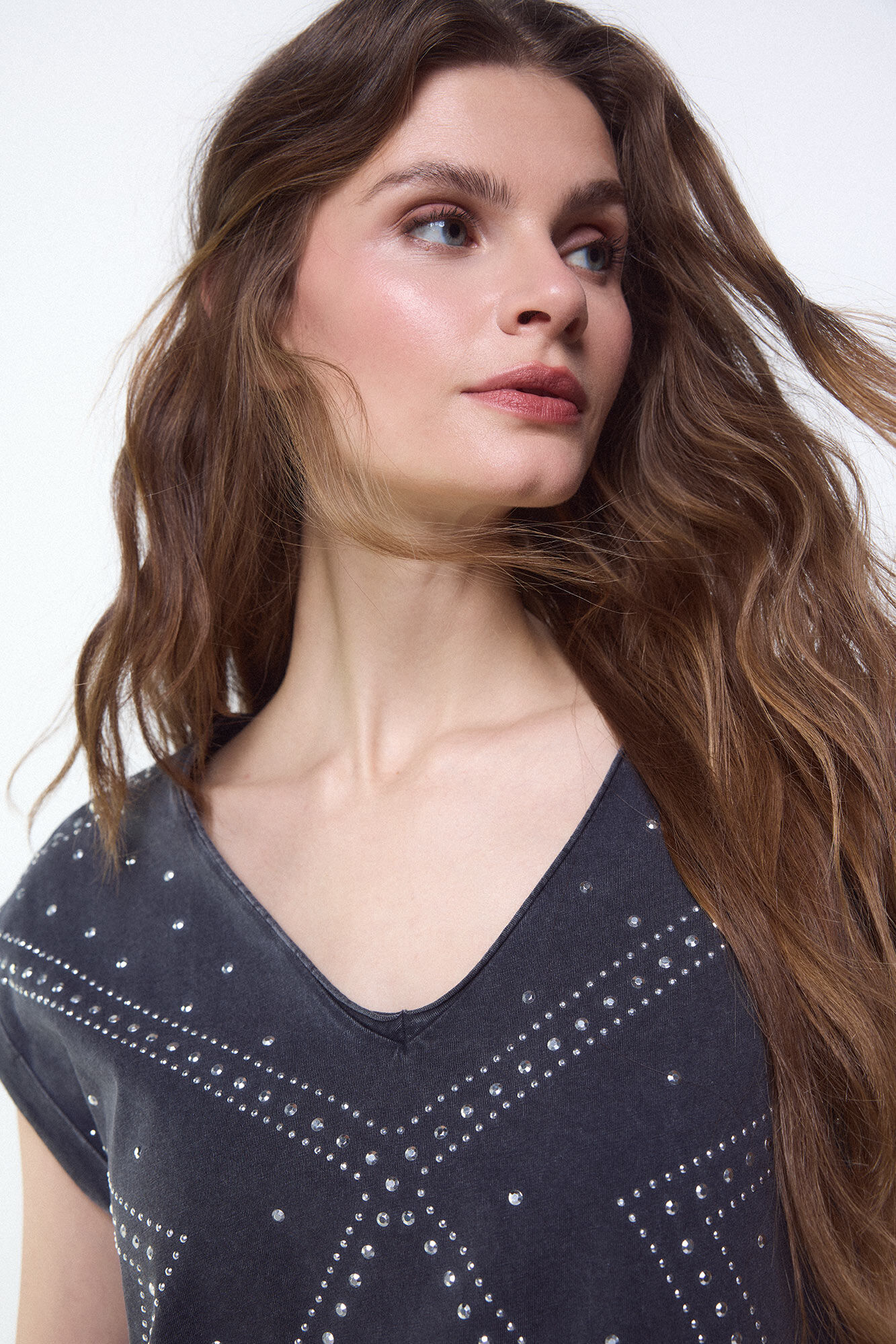 Slowlove Playera con tachas