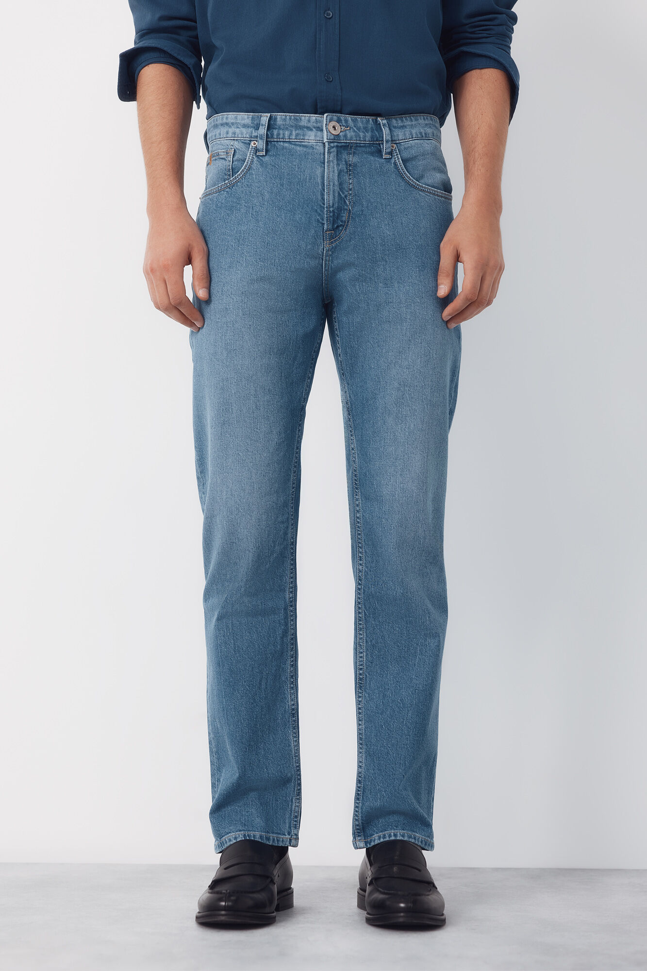 Cortefiel Pantal&oacute;n vaquero ligero regular fit