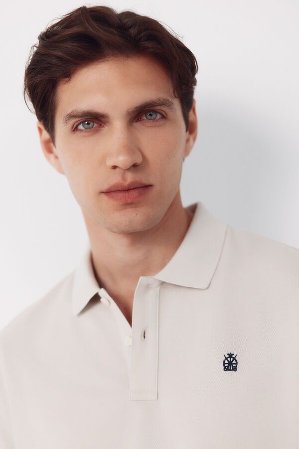 Cortefiel Polo b&aacute;sico piqu&eacute; Beige