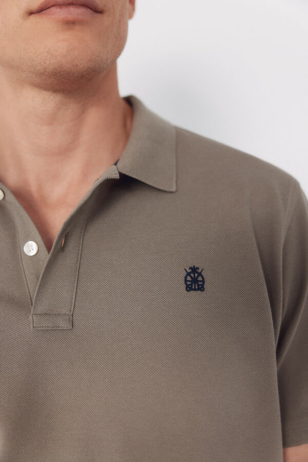 Cortefiel Polo b&aacute;sico piqu&eacute; Kaki