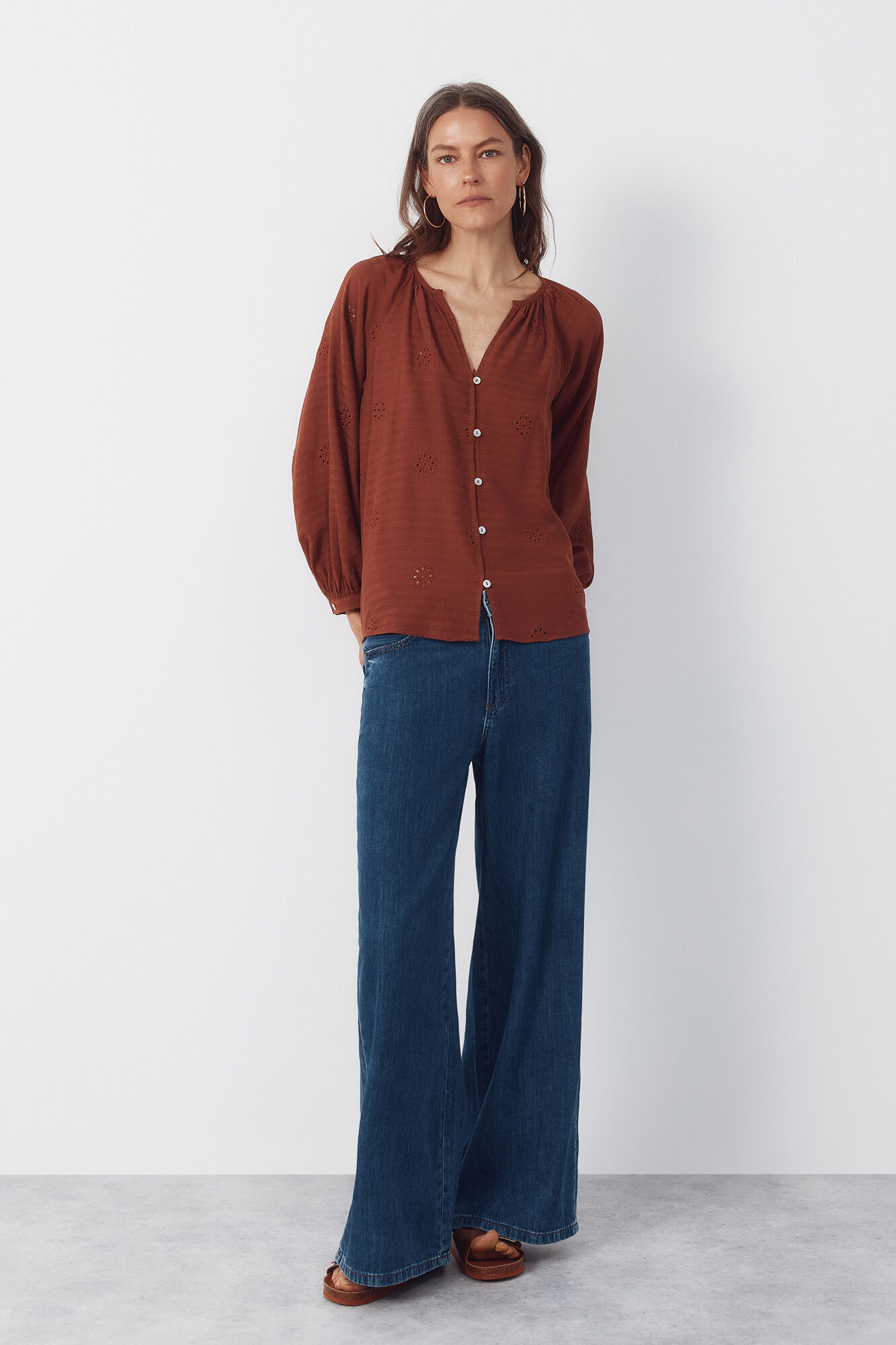 Cortefiel Blusa con bordados