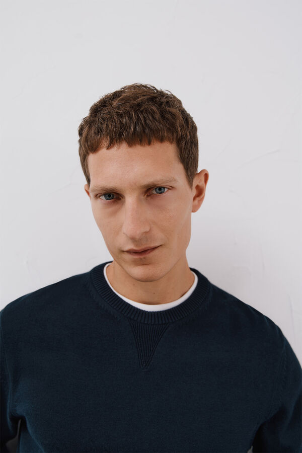 Cortefiel Su&eacute;ter de punto fino de algod&oacute;n cuello redondo Azul marino