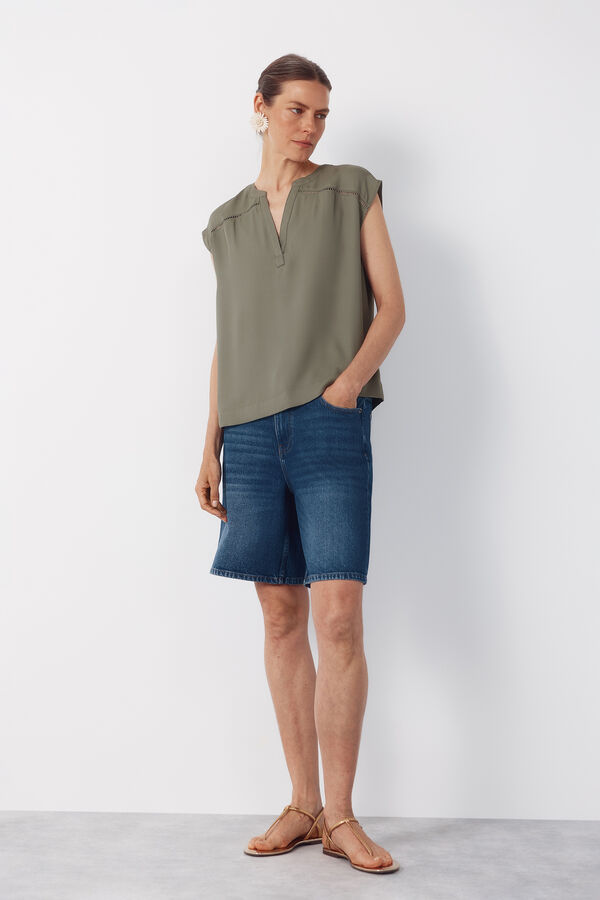 Cortefiel Blusa con encaje Kaki