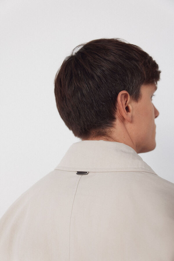 Cortefiel Cazadora t&eacute;cnica ligera Beige