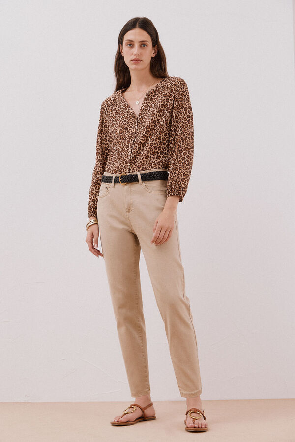 Cortefiel Jeans mom Marr&oacute;n