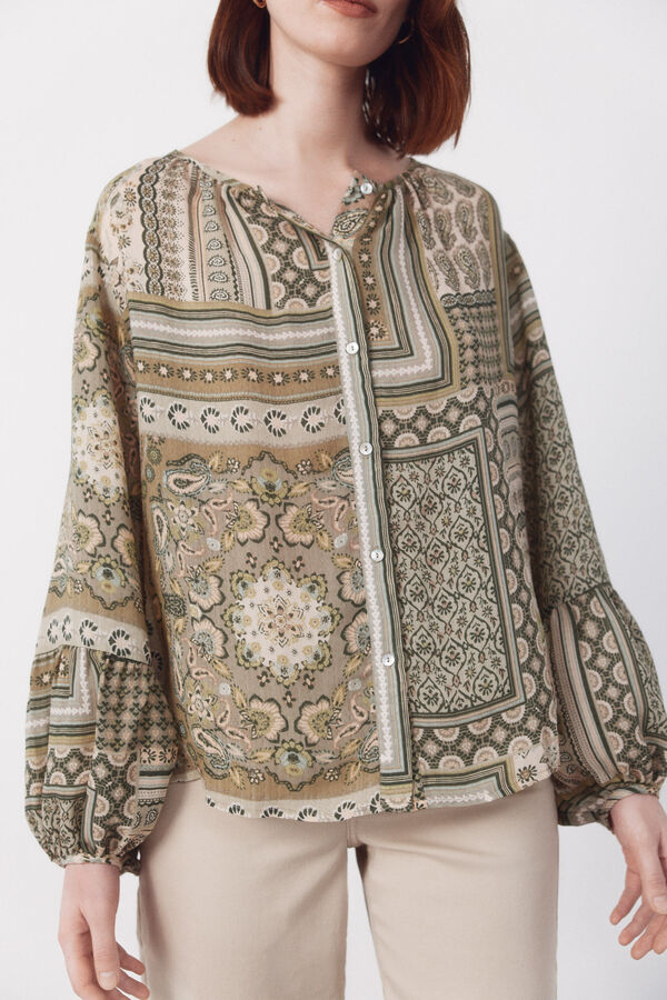 Cortefiel Blusa estampada Kaki