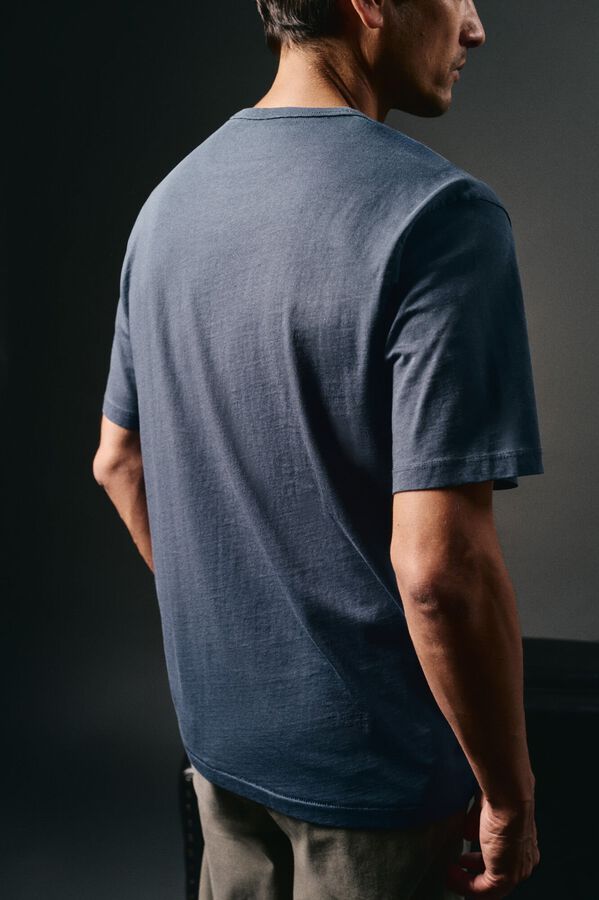 OOTO Camiseta gr&aacute;fica lavada Azul oscuro