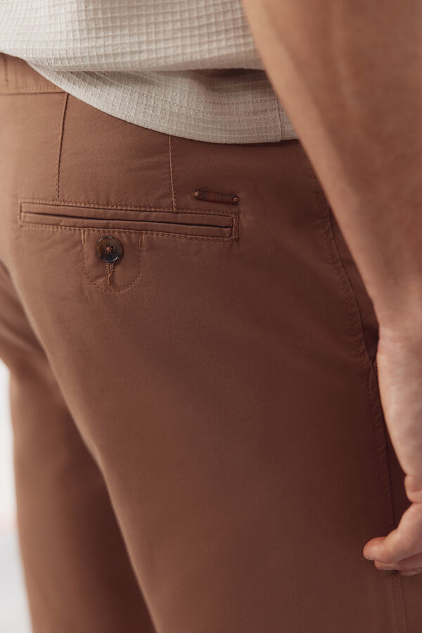 Cortefiel Bermuda chino ligero Camel