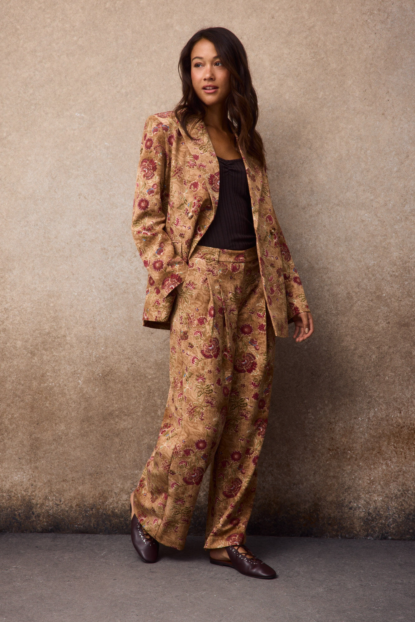 Slowlove Pantal&oacute;n de pinzas estampado