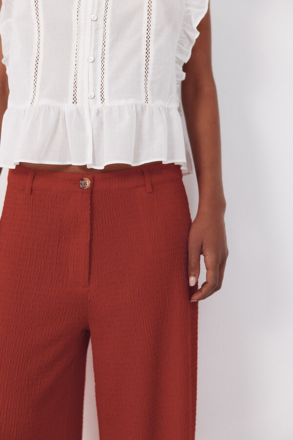 Cortefiel Pantal&oacute;n fluido con textura Coral