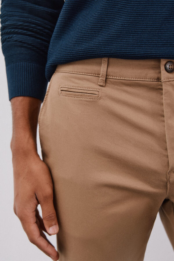 Cortefiel Pantal&oacute;n chino ligero slim fit Arena