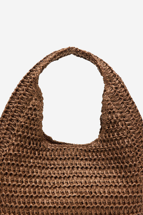 Cortefiel Bolsa hobo trenzada Marr&oacute;n oscuro