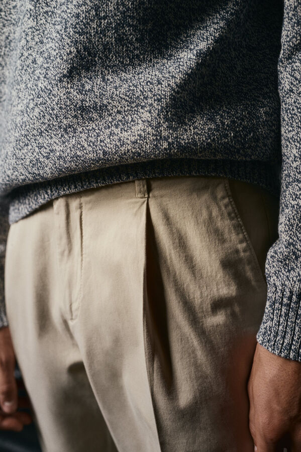 OOTO Pantal&oacute;n chino pinzas Beige