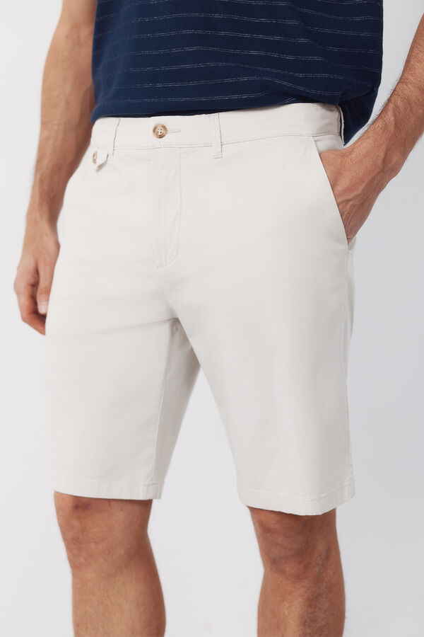 Cortefiel Bermuda chino estampada Marfil