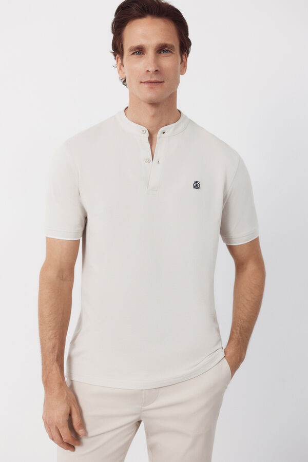 Cortefiel Polo cuello mao Beige