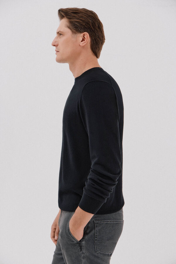 Cortefiel Su&eacute;ter de algod&oacute;n cashmere cuello redondo ajustado Negro