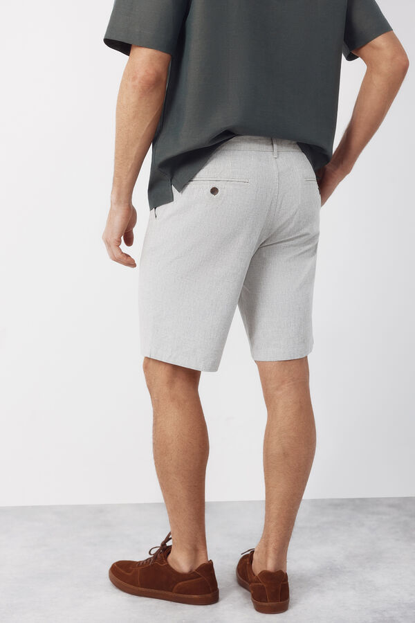 Cortefiel Bermuda tejido oxford Gris
