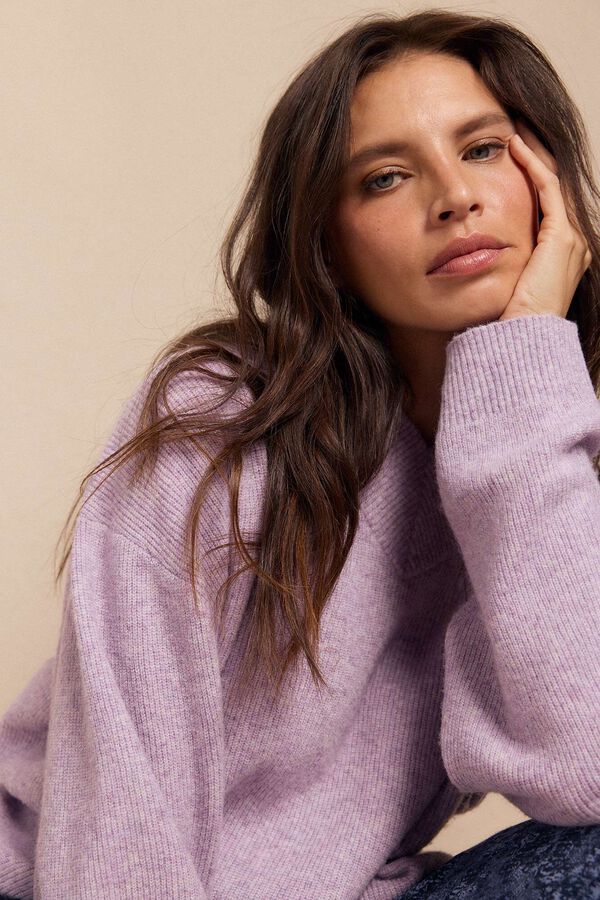 Slowlove Su&eacute;ter perlado cuello en pico Lila