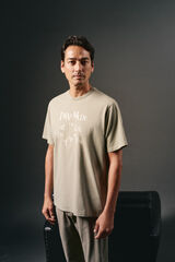 OOTO Camiseta gr&aacute;fica lavada Kaki