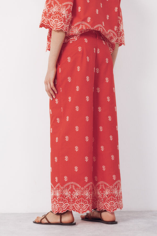 Cortefiel Pantal&oacute;n de mujer bordado Coral