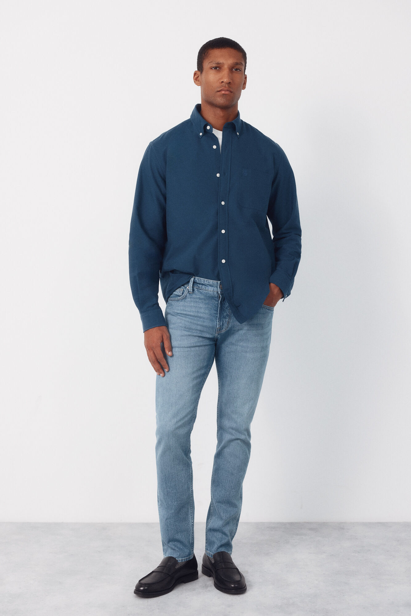 Cortefiel Pantal&oacute;n vaquero ligero slim fit