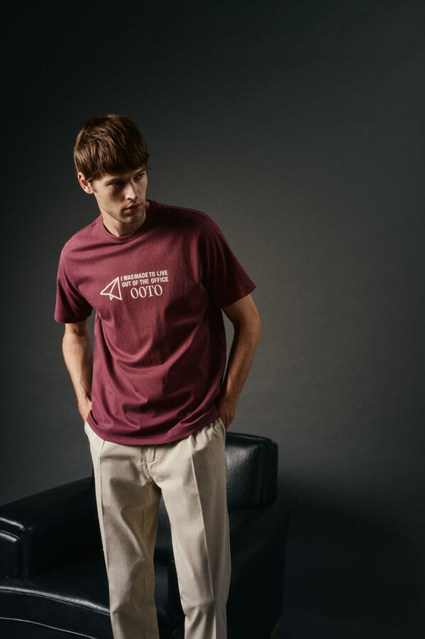 OOTO Camiseta gr&aacute;fica lavada Granate