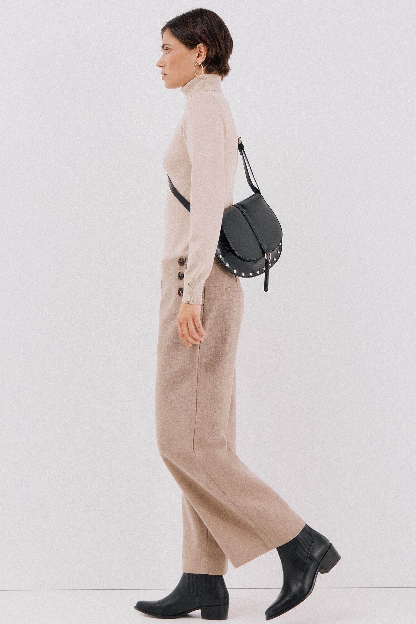 Cortefiel Su&eacute;ter manga corta