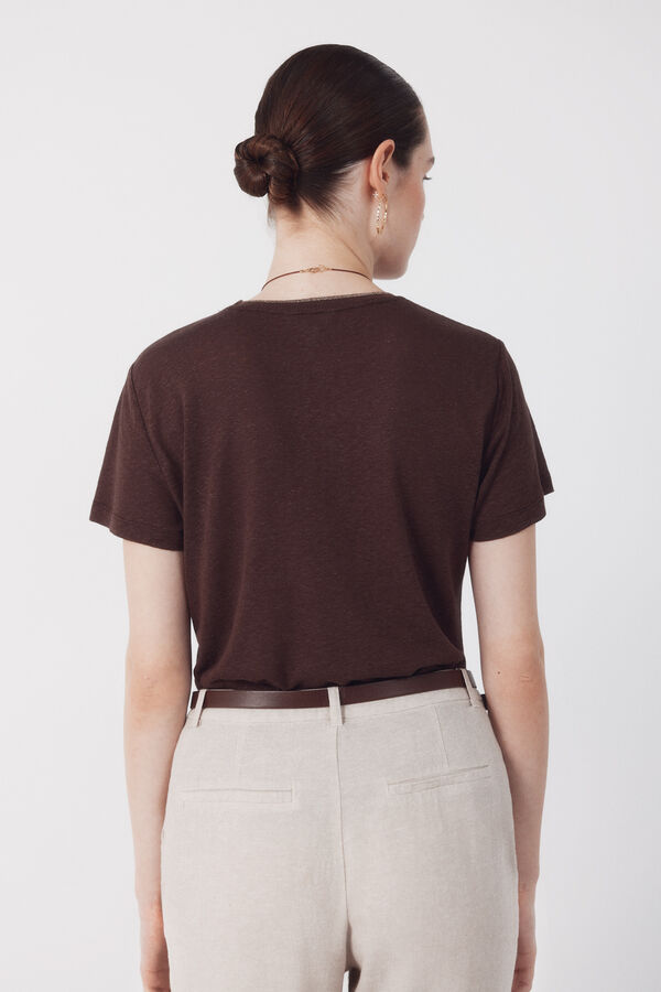 Cortefiel Playera de lino con escote lurex Marr&oacute;n oscuro