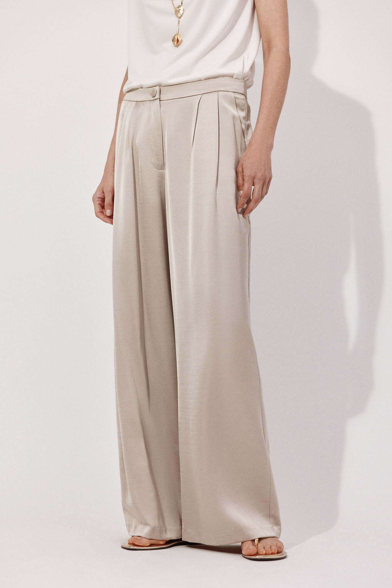 Cortefiel Pantal&oacute;n palazzo con pinzas