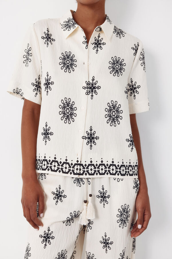 Cortefiel Camisa de manga corta estampada Estampado blanco