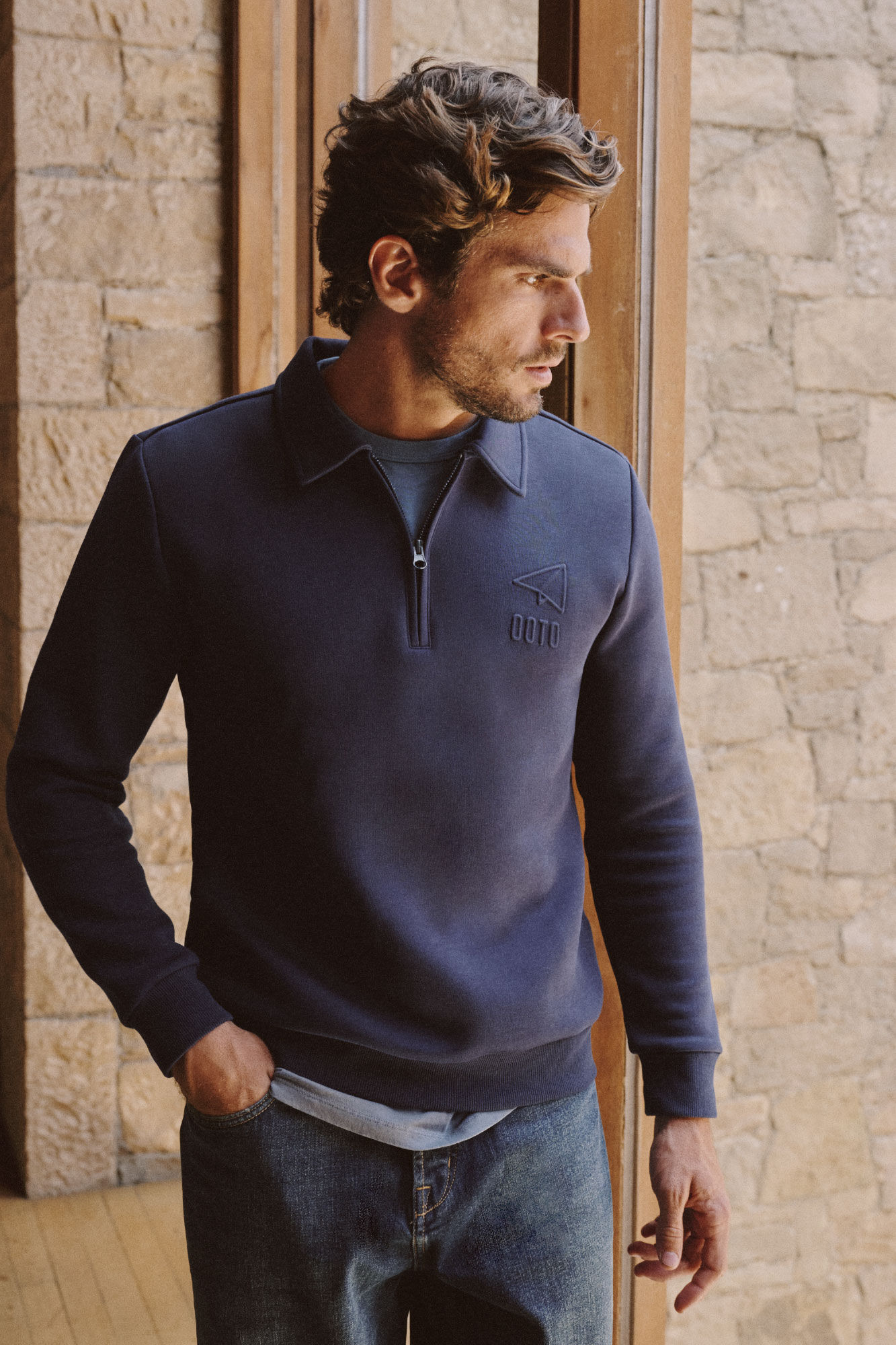 OOTO Sudadera cuello cremallera