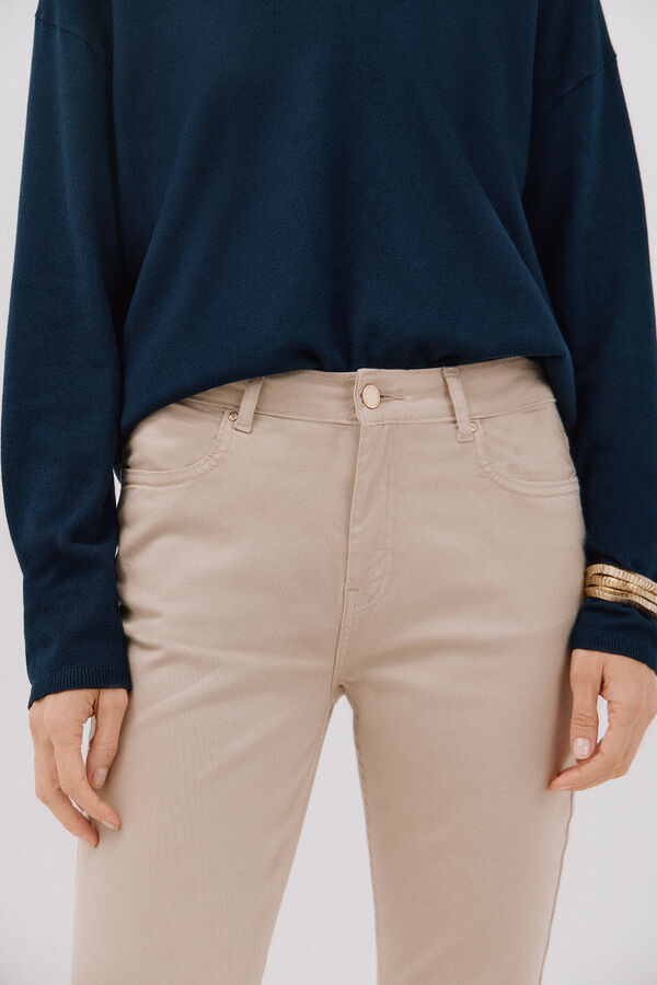 Cortefiel Pantalones pitillo crop color Arena