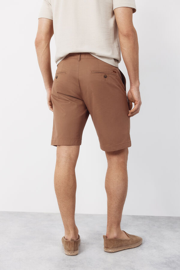 Cortefiel Bermuda chino ligero Camel