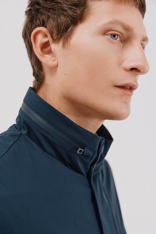 Cortefiel Chamarra t&eacute;cnica 4 bolsillos Azul marino