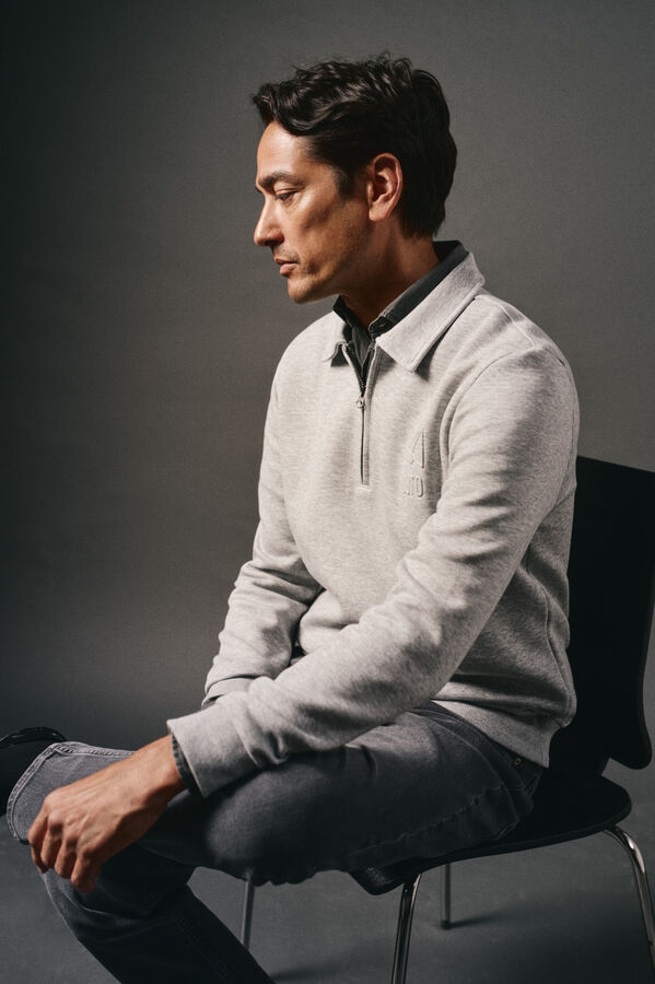 OOTO Sudadera cuello cremallera Gris