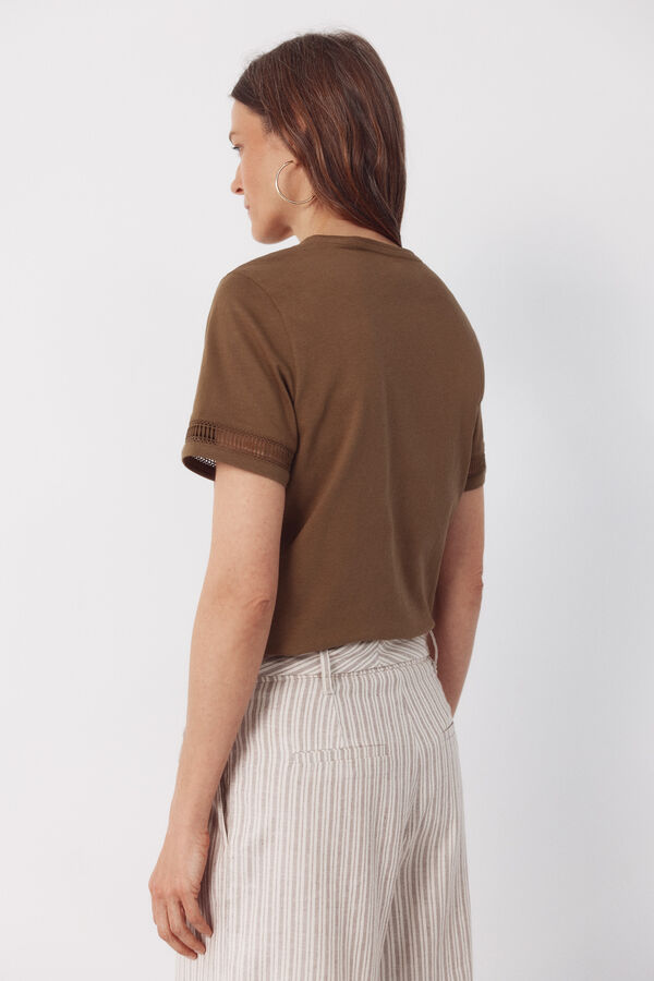 Cortefiel Playera con detalle de vainicas Kaki