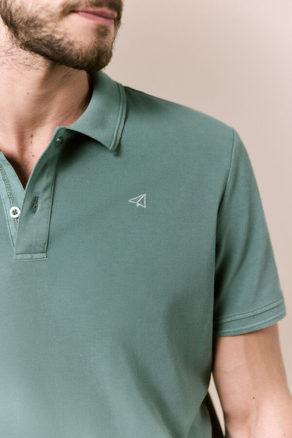 OOTO Polo b&aacute;sico piqu&eacute; lavado Verde