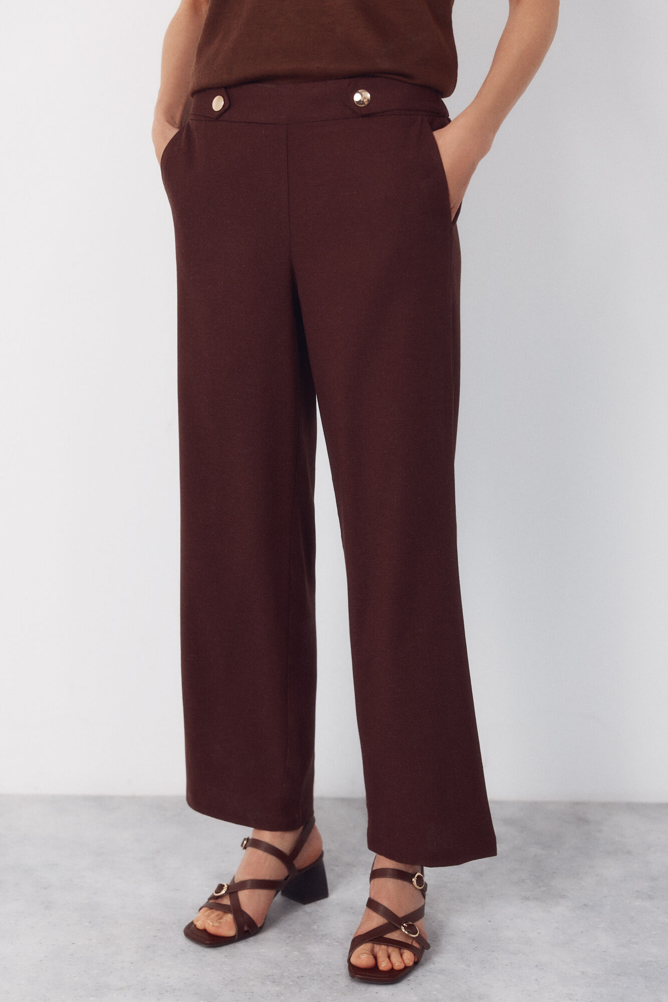 Cortefiel Pantal&oacute;n de lino con botones dorados