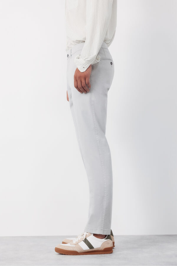Cortefiel Pantal&oacute;n chino slim fit Gris