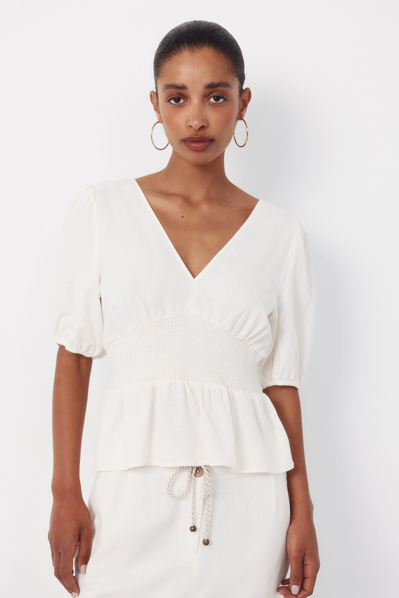 Cortefiel Blusa de pico blanca