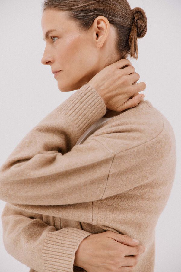 Cortefiel C&aacute;rdigan largo con bolsillos Beige